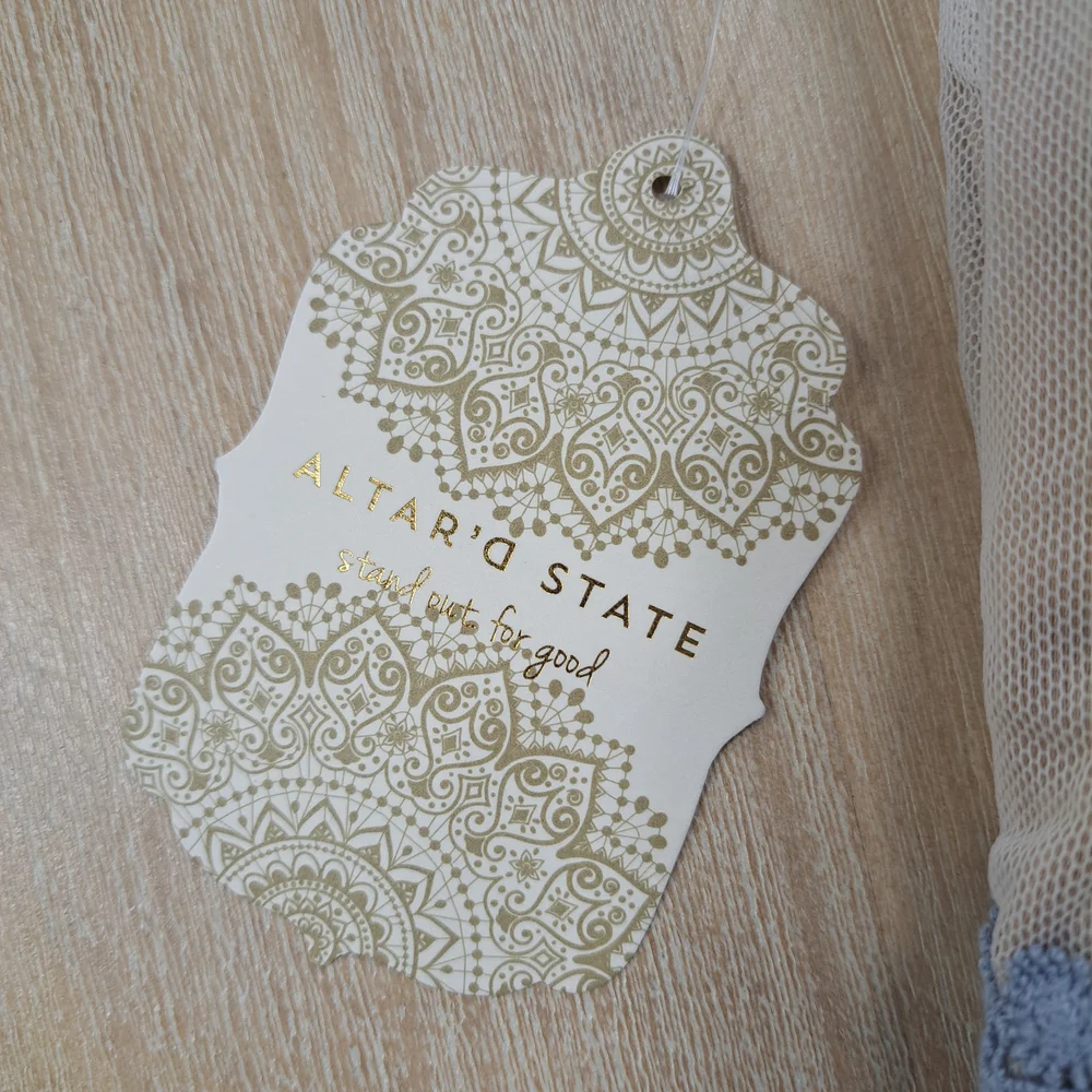 Elegant Blue Lace Floral Top - Picture 3 of 5